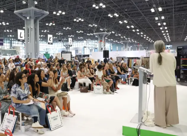 Why Fabric Suppliers Are Essential to the Global Fashion and Textile Industry